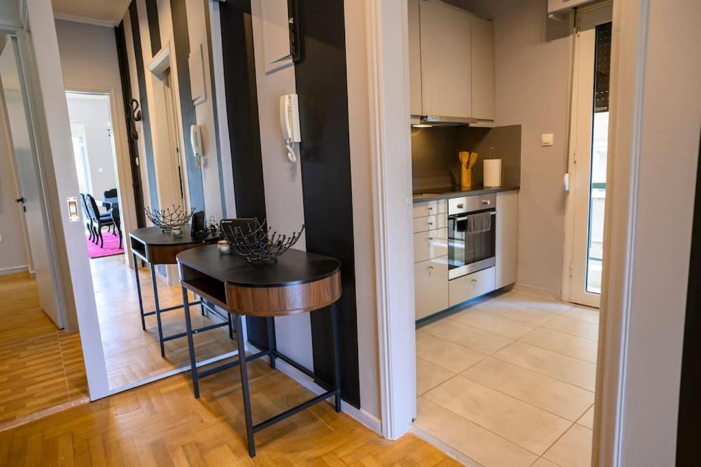 Апартаменты Seaview Orchid 2 Bed Elegance Афины Экстерьер фото